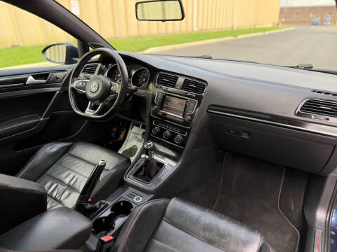 2015 Volkswagen Golf GTI S