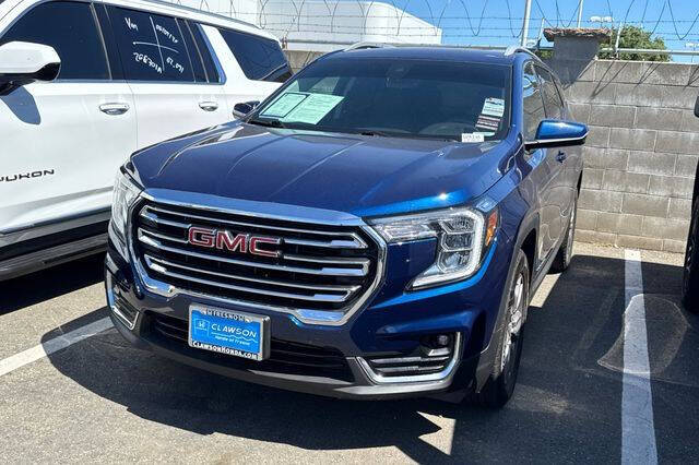 2023 GMC Terrain SLT