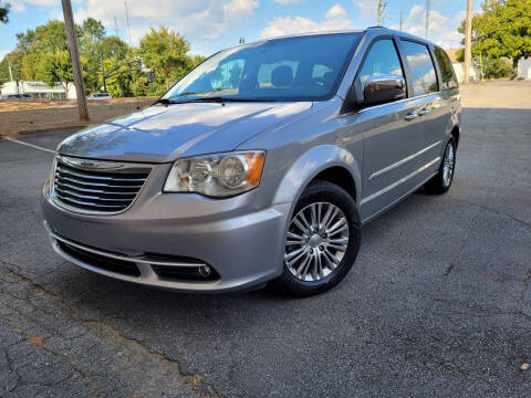 2014 Chrysler Town and Country Touring-L