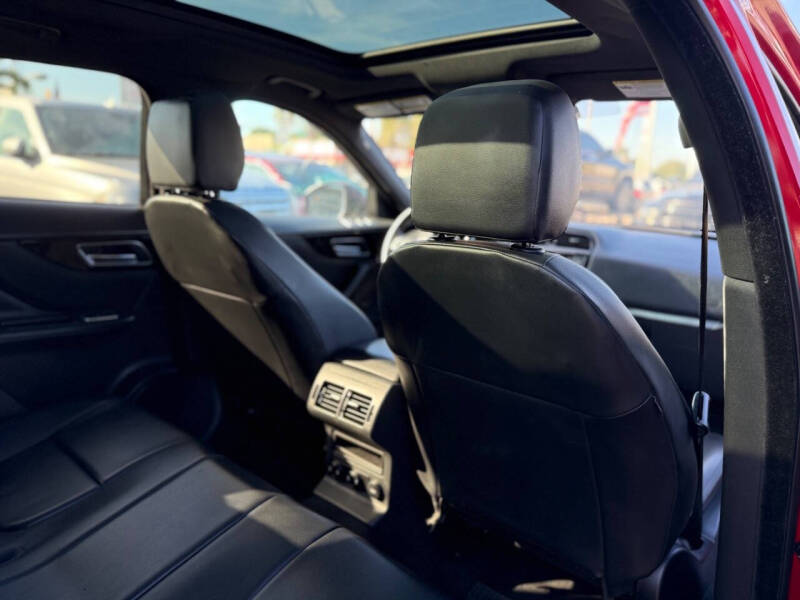 2017 Jaguar F-PACE 35t Premium