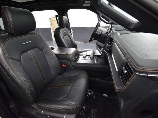 2024 Ford Expedition MAX Platinum