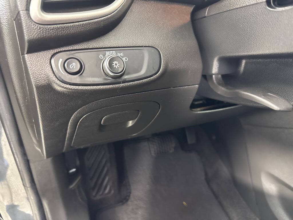 2017 Chevrolet Trax LT 4dr Crossover's photo