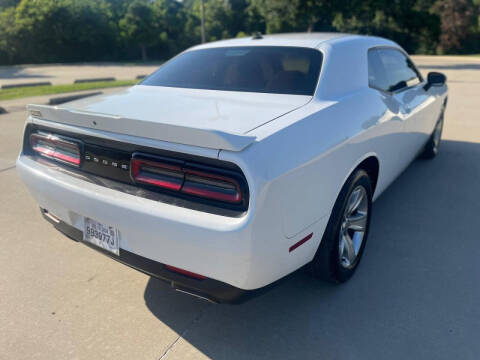 2019 Dodge Challenger SXT