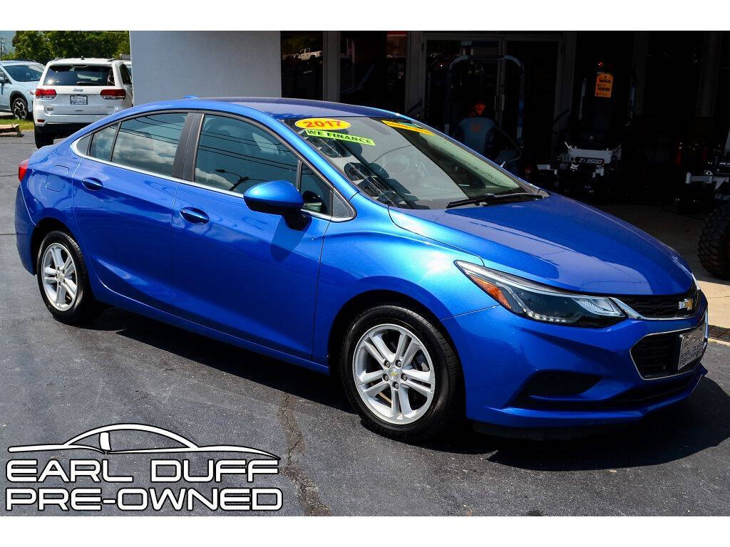 2017 Chevrolet Cruze for sale at EARL DUFF PRE-OWNED CENTER in Harriman, TN