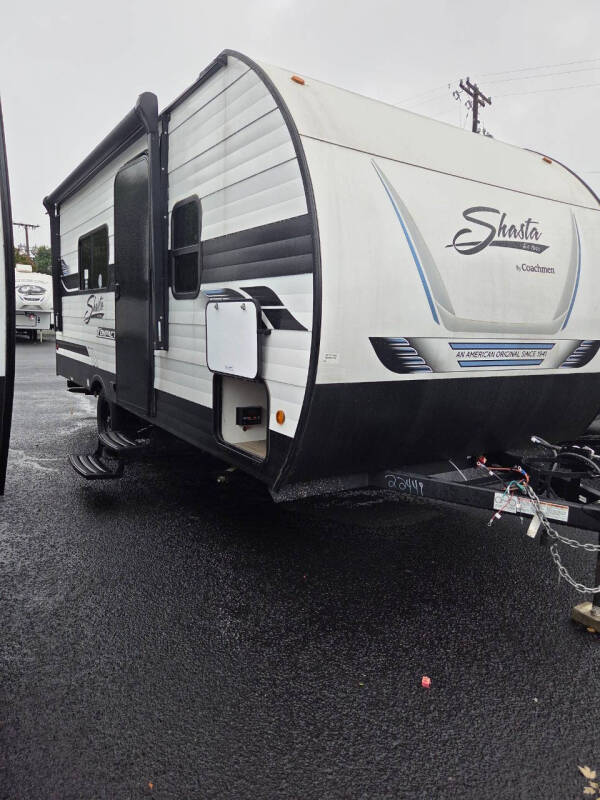 2025 Shasta RV OASIS SST18FQ