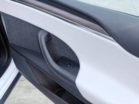 2021 Tesla Model X Long Range