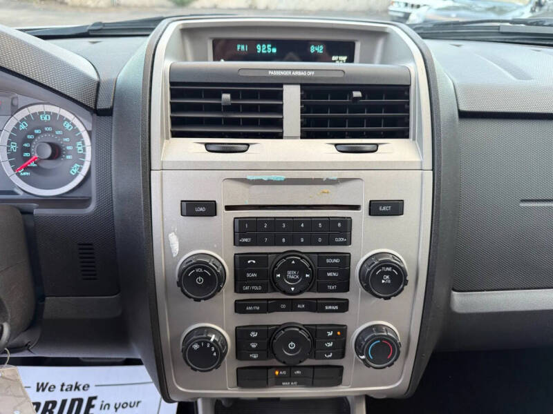 2011 Ford Escape XLT