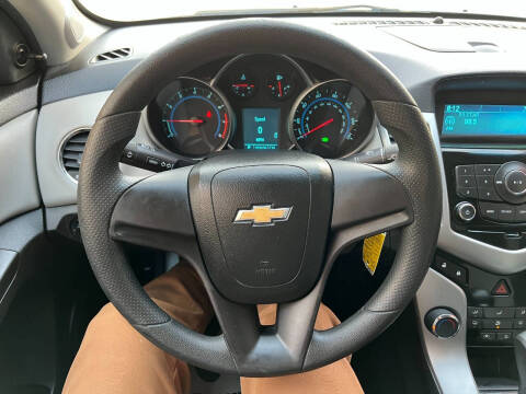 2011 Chevrolet Cruze LS