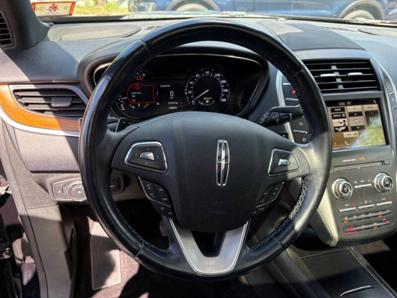 2019 Lincoln MKC Select