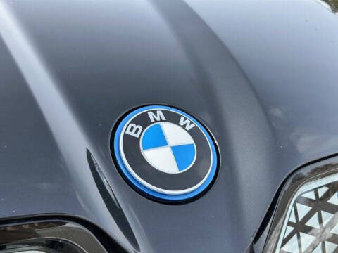 2025 BMW iX xDrive50