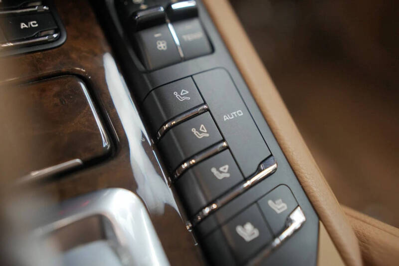 2014 Porsche Cayenne S Hybrid