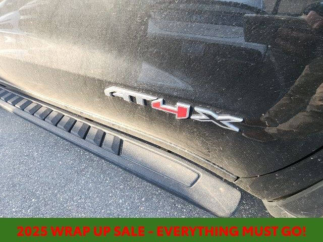 2025 GMC Sierra 1500 AT4X