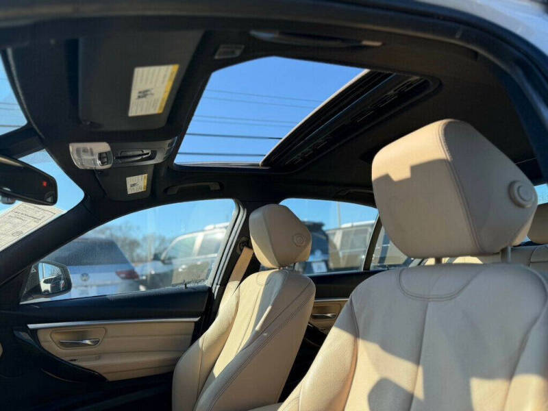 2018 BMW 3 Series 330i