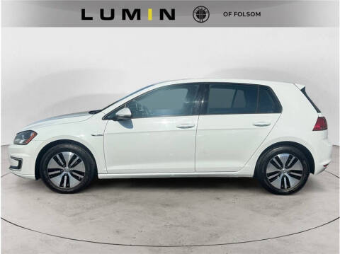 2016 Volkswagen e-Golf SE