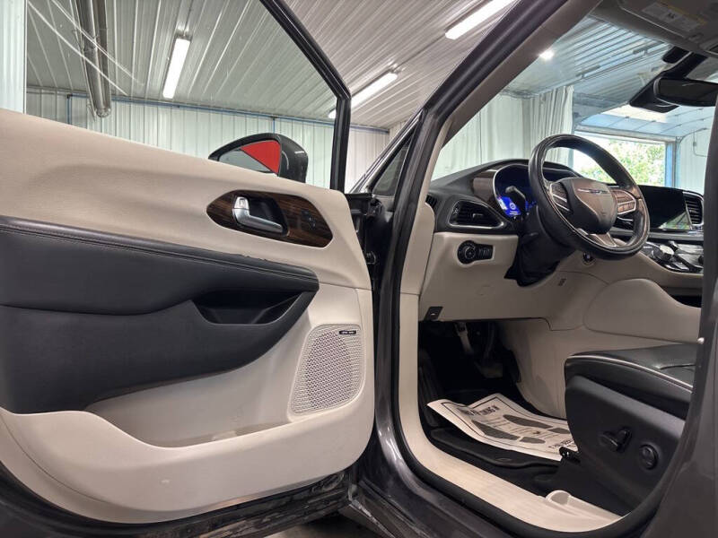 2022 Chrysler Pacifica Limited