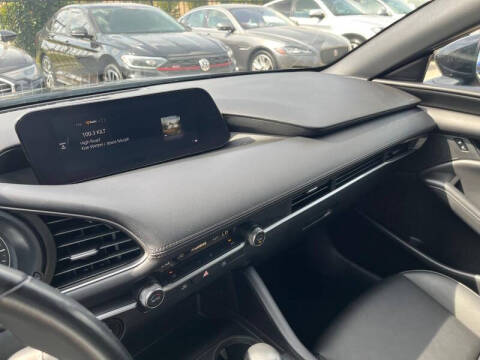 2022 Mazda Mazda3 Hatchback Select