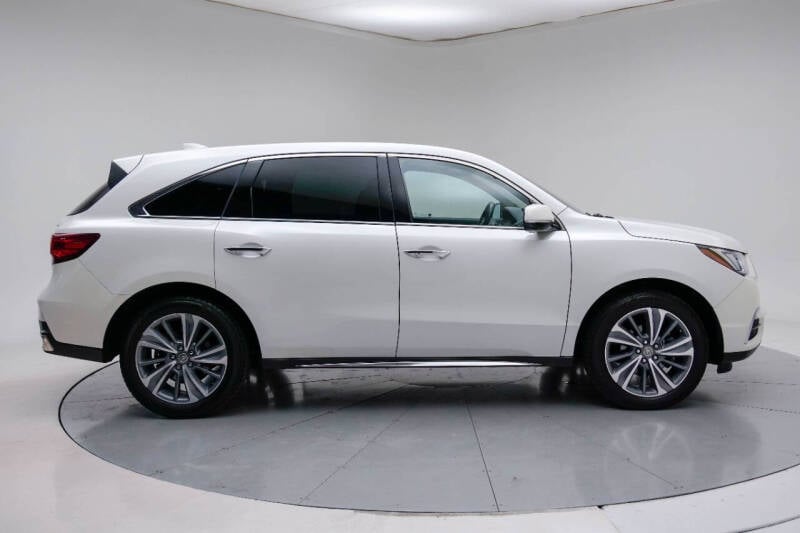 Used 2017 Acura MDX Technology & Entertainment Package with VIN 5J8YD4H76HL006512 for sale in Terre Haute, IN