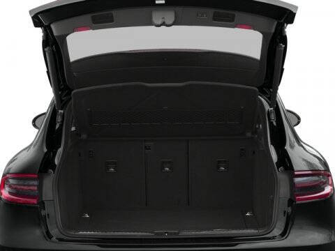 2016 Porsche Macan Turbo