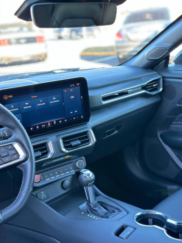 2025 Ford Mustang EcoBoost Premium