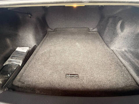 2017 Volkswagen Passat 1.8T SE