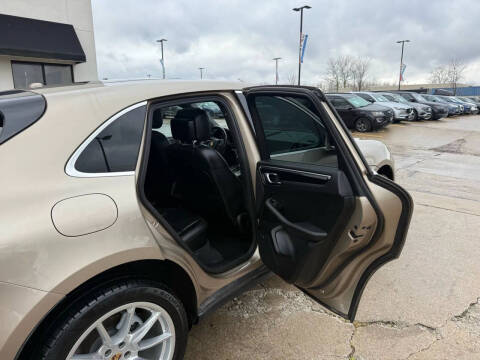 2018 Porsche Macan S