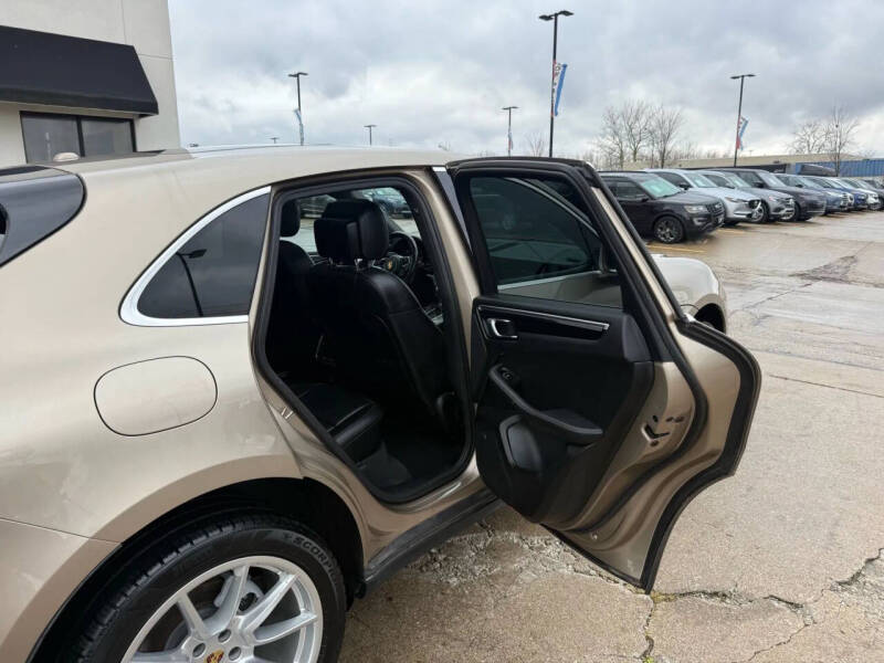 2018 Porsche Macan S