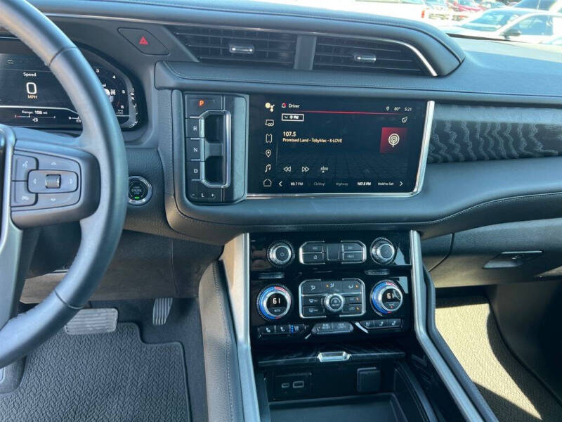 2023 GMC Yukon XL Denali