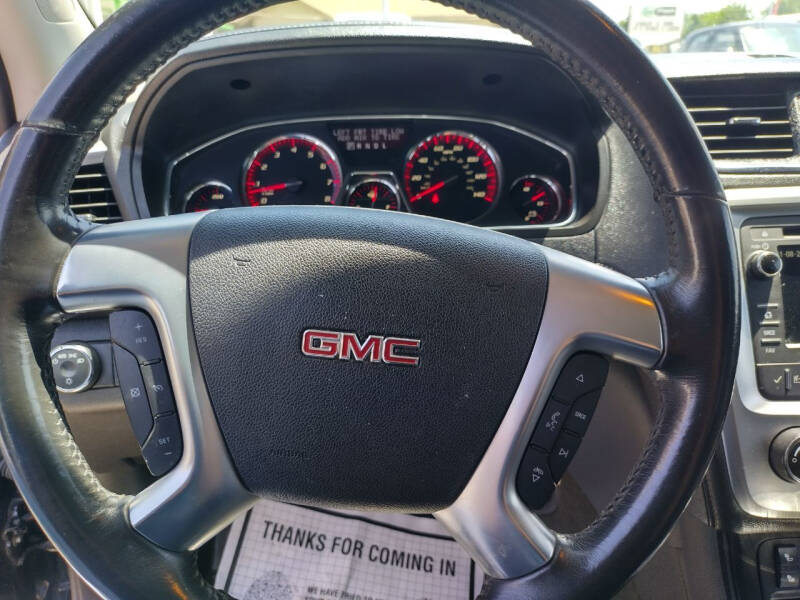 2016 GMC Acadia SLE-2