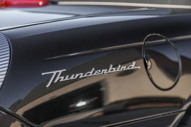 2002 Ford Thunderbird Deluxe