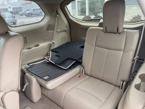 2015 Nissan Pathfinder SL