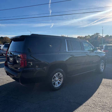 2019 Chevrolet Suburban LT