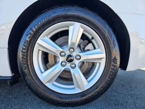 2017 Ford Mustang V6