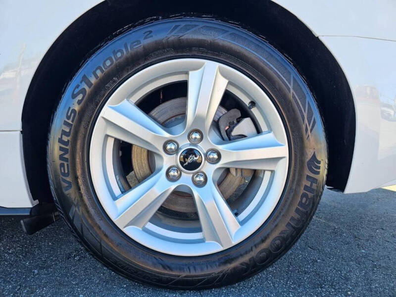 2017 Ford Mustang V6