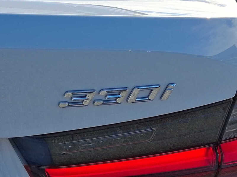 2023 BMW 3 Series 330i xDrive