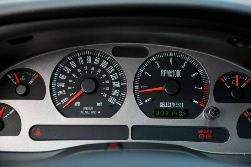 2003 Ford Mustang Mach 1 Premium