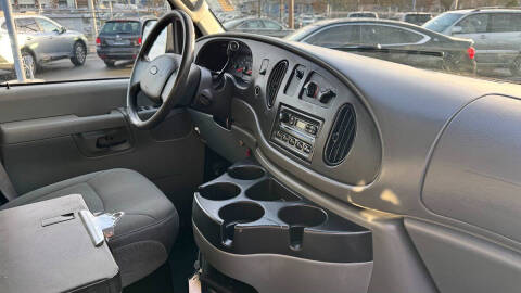 2006 Ford E-Series E-250