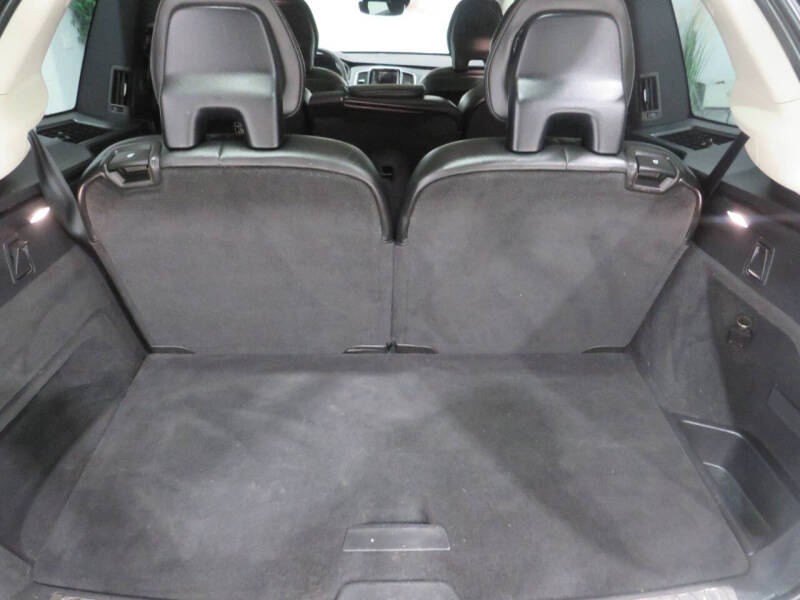 2022 Volvo XC90 T5 Momentum