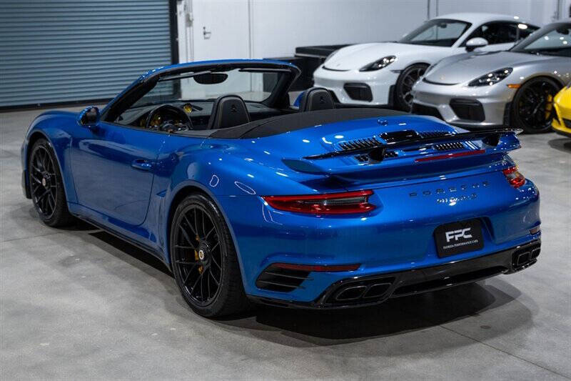 2017 Porsche 911 Turbo S