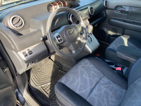 2012 Scion xB Release Series 9.0