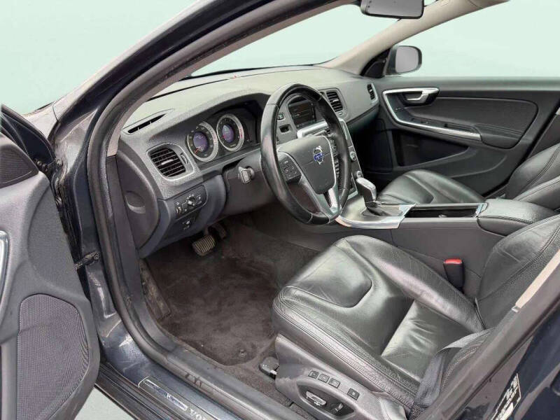 2013 Volvo S60 T5 Premier