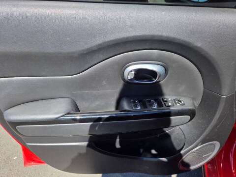 2019 Kia Soul +