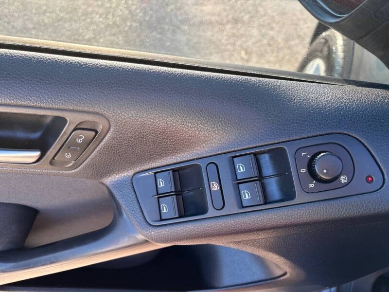 2014 Volkswagen Tiguan S