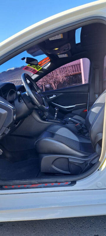 2018 Ford Focus ST - Photo 16
