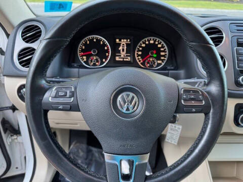 2011 Volkswagen Tiguan SE 4Motion