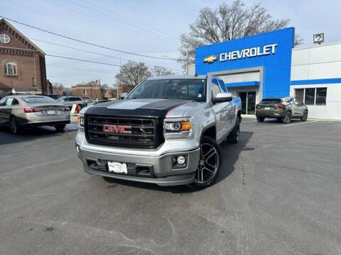 2015 GMC Sierra 1500 for sale at International Motor Group - Cargill Chevrolet in Putnam CT