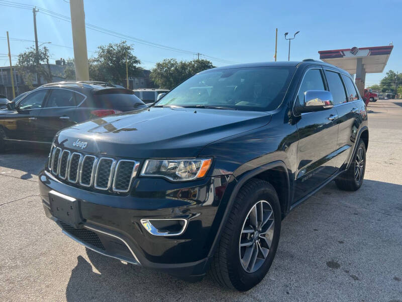 2018 Jeep Grand Cherokee for sale at Friendly Auto Sales in Pasadena TX