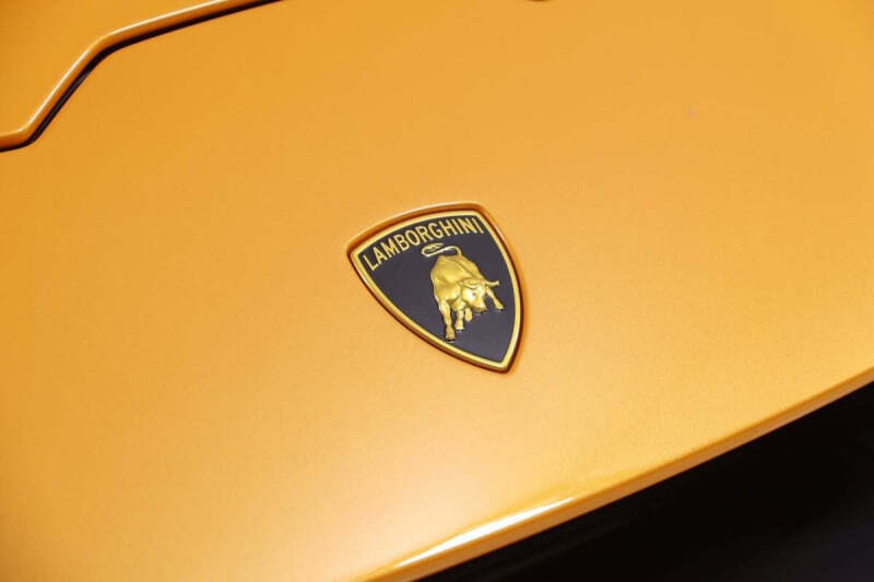 2023 Lamborghini Huracan Tecnica