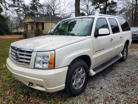 2004 Cadillac Escalade ESV for sale at DealMakers Auto Sales in Lithia Springs GA