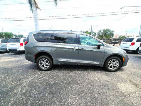 2023 Chrysler Pacifica Limited