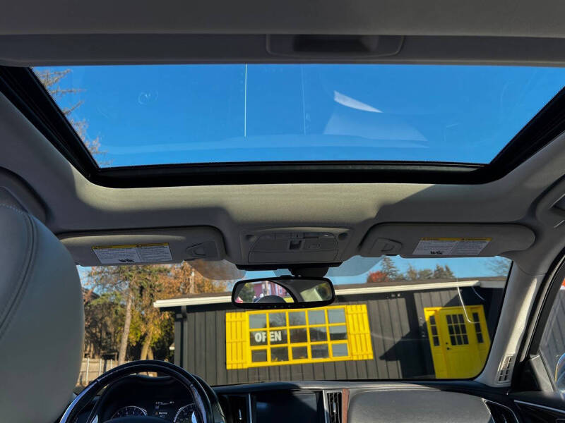 2014 Infiniti Q50 Hybrid Sport